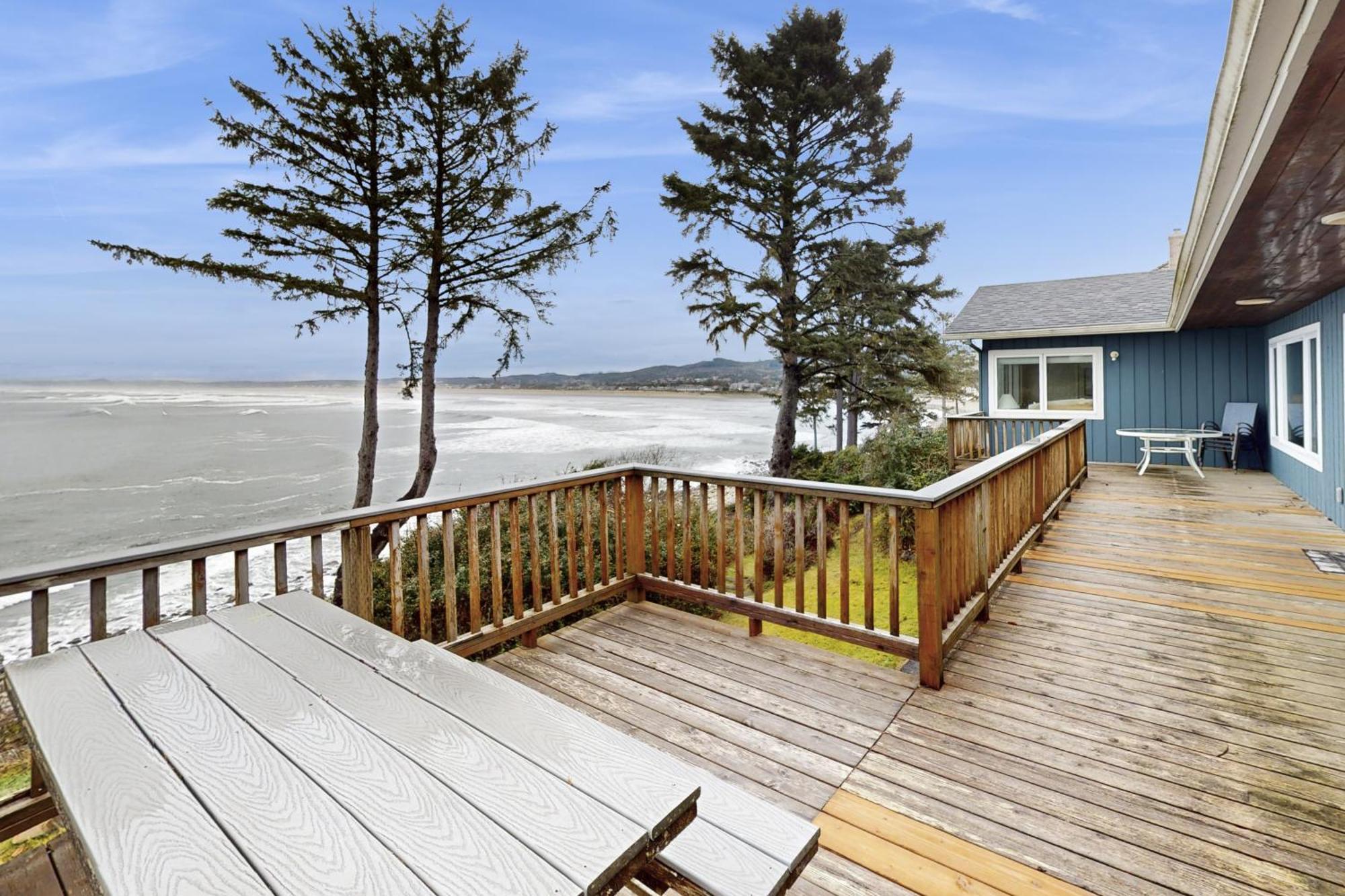 Spectacular Seaside Surf-View Home Exterior photo